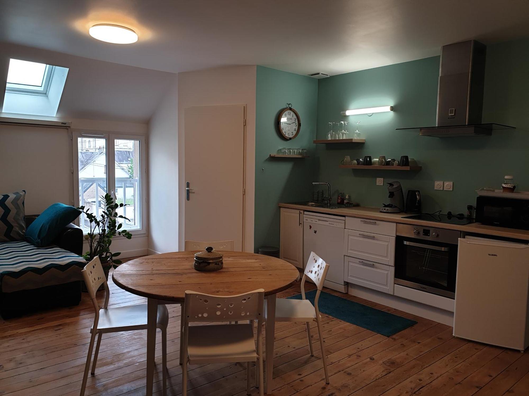 L 'Appartement Du Rocher Château-du-Loir Eksteriør billede